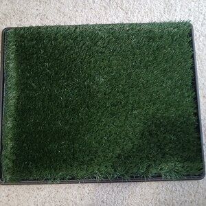 Petmakers artificial grass pee pad *NEW NEVER USED*